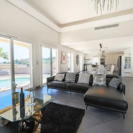 Corniche D'argent - * 니스